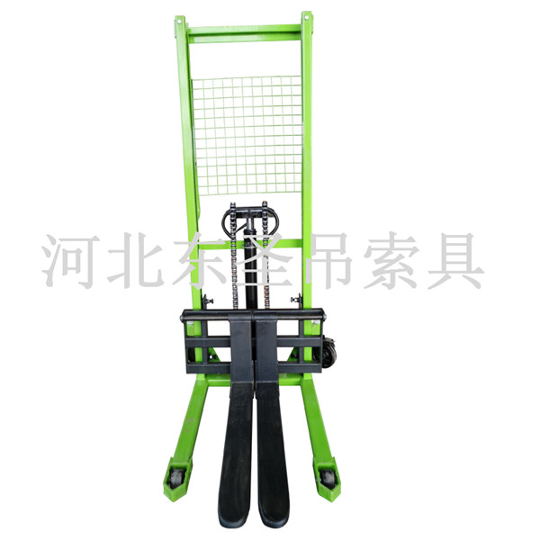 手動液壓堆高車綠色環保型產品,值得擁有